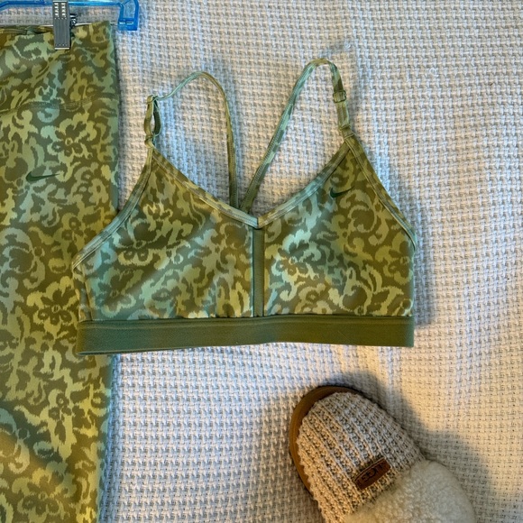 Nike Camo Green Dri-FIT Women's leggings - Picture 6 of 12